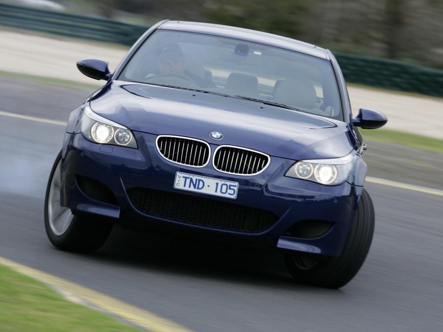  BMW M5 2005 года  (AU) (фото 12 из 12)